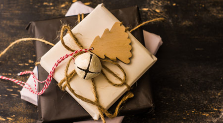 The most appropriate gifts for your husband on your fifth wedding anniversary