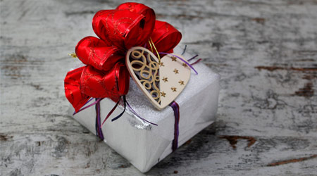 A collection of gifts that post-00s boys like