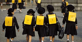 List of must-have gifts for primary school students