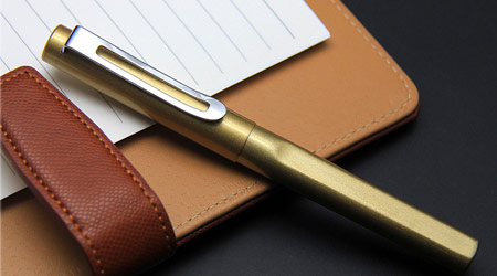 A list of company annual meeting prizes and gifts