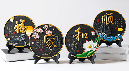 List of the most thoughtful New Year gifts for mom and dad