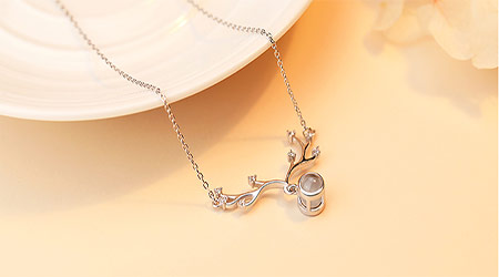 The 10 most popular gifts for girls on TikTok