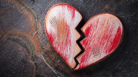 Give these gifts to your lover when they break up peacefully