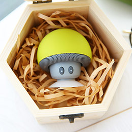 Mushroom head mini bluetooth speaker