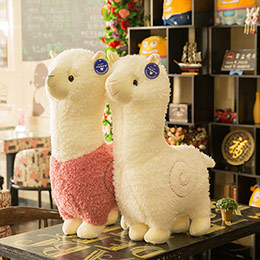 Soft and cute alpaca plush doll