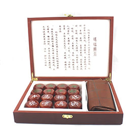 Natural agate chess gift box set