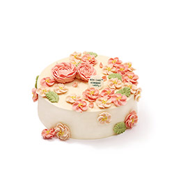 Small pink birthday cake