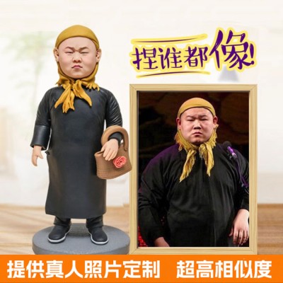 Customized life-size clay figurines