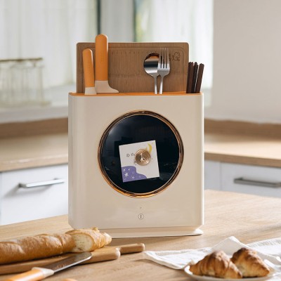 Smart tableware and knife disinfection machine