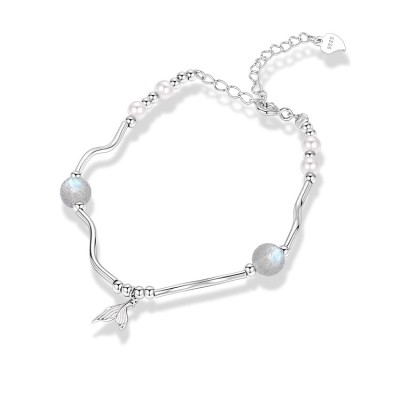 Mobius fishtail bracelet