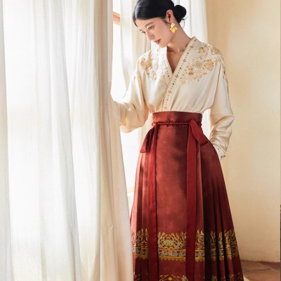 क्रॉस कॉलर शर्ट घोड़ा चेहरा स्कर्ट हनफू