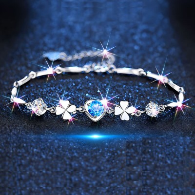 Four Leaf Clover Topaz Bracelet