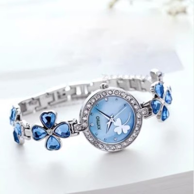 Lucky four leaf clover girls bracelet watch