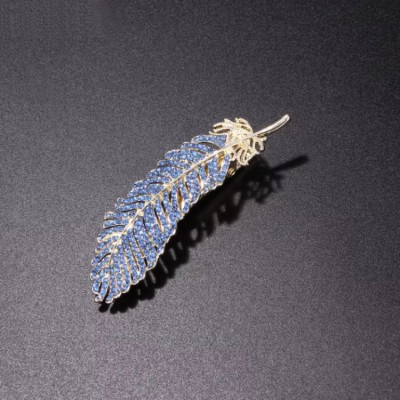 Sparkling crystal feather hairpin
