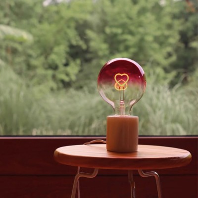 Heart-beating love atmosphere light