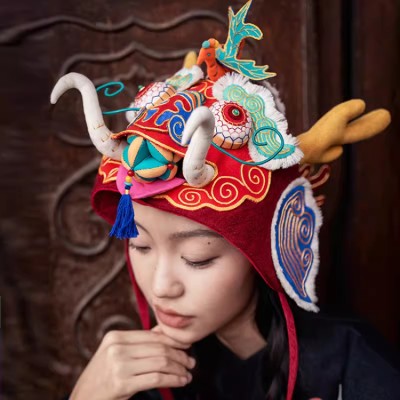DIY Hand-embroidered Dragon Head Hat