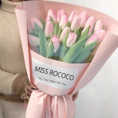 Imported tulip flowers delivery