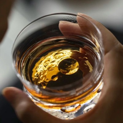 Moon whiskey glass