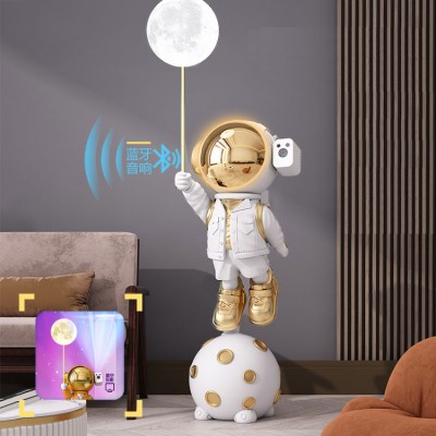 Duża ozdoba podłogi astronauty