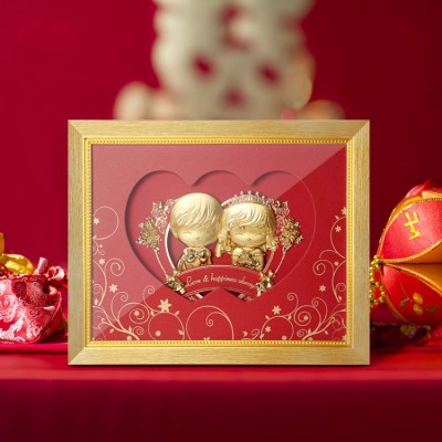 Gold Foil Painting of a Happy Marriage Doll
