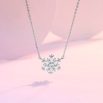 Chow Tai Fook Fantasy Snowflake Necklace