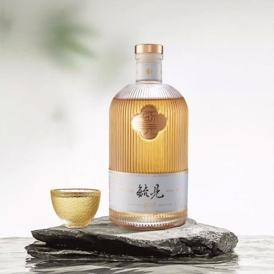 Girls' low-alcohol green plum fruit wine