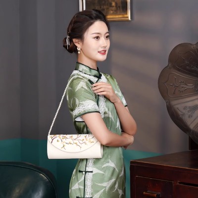 Chinese style silk embroidered clutch