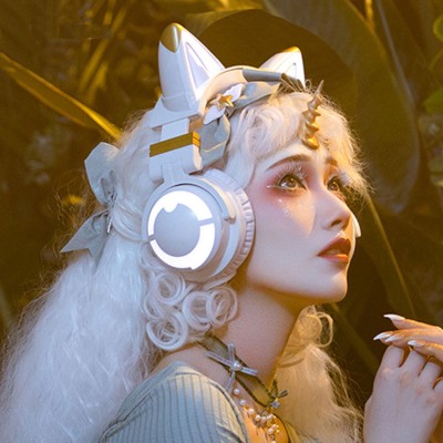 Girls cat ear headphones