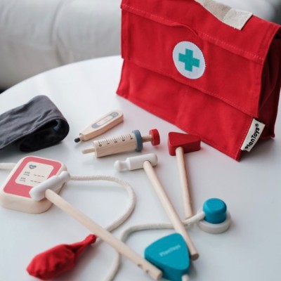 Doctor role playing children's toy set