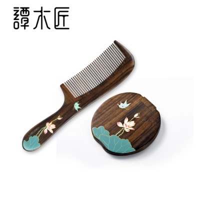 Tan Mujiang comb and makeup mirror set