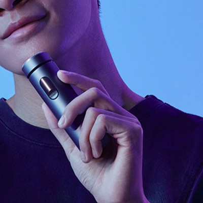 Men's portable electric shaver