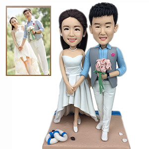 Couple clay figurines